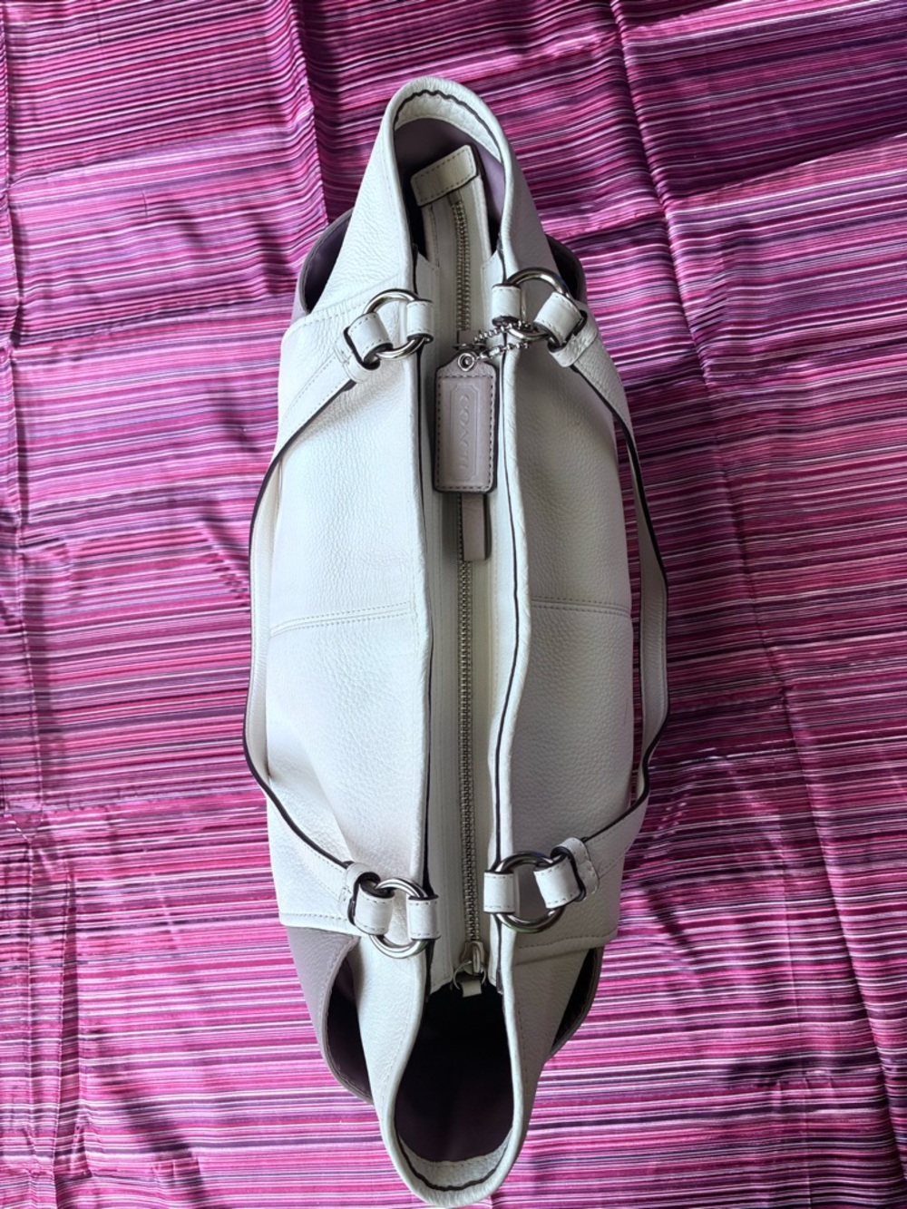 Coach Two-Tone Pebbled Leather Shoulder Tote Bag in White and Taupe - Picture 4 of 9